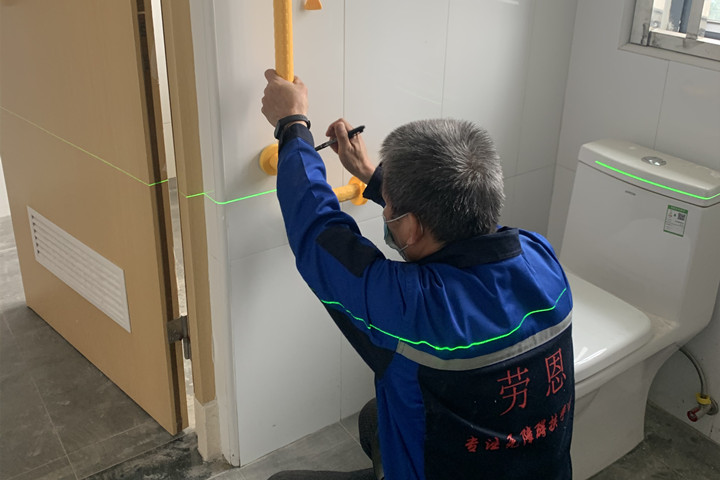 工人現(xiàn)場(chǎng)安裝圖 (17)