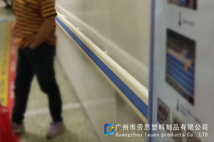 【福建福州】絕佳性?xún)r(jià)比，防撞扶手安裝效果一看就知道